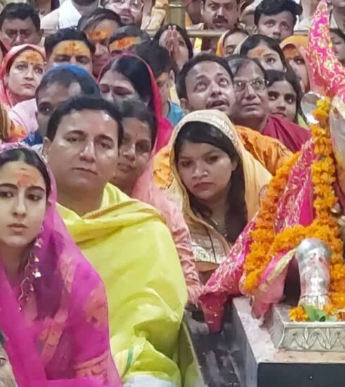 Bollywood actress Sara Ali Khan visited the Mahakaleshwar Temple in Ujjain to seek the blessings of Lord Shiva before the release of her upcoming movie, "Zara Hatke, Zara Bachke." Read on to know more about her temple visit and the prayers she offered at the sacred shrine.