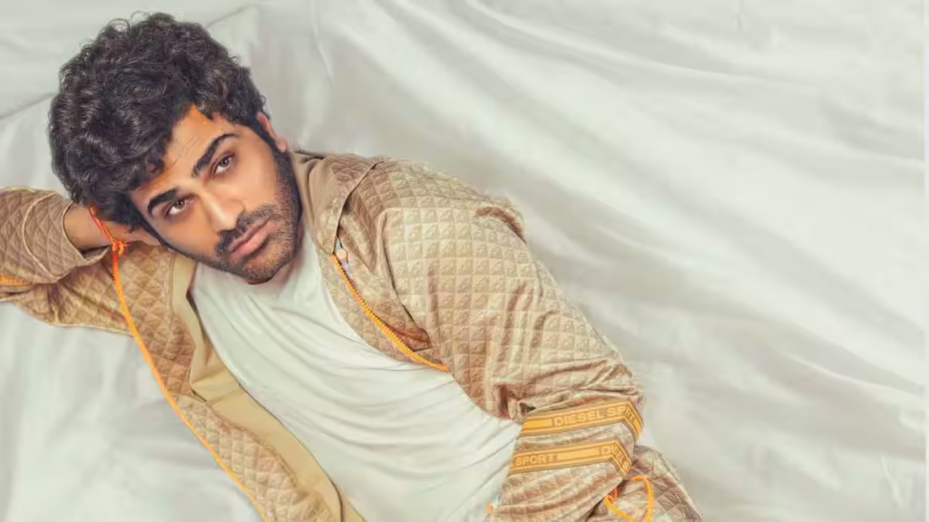 Telugu actor Sharwanand, known for his latest release 'Oke Oka Jeevitham,' was involved in a minor car accident on Sunday. However, he took to Twitter to reassure his fans that he is safe and sound at home. The actor expressed gratitude for their concern and urged everyone to have a great Sunday. Read on for more information about the incident and the actor's upcoming projects.