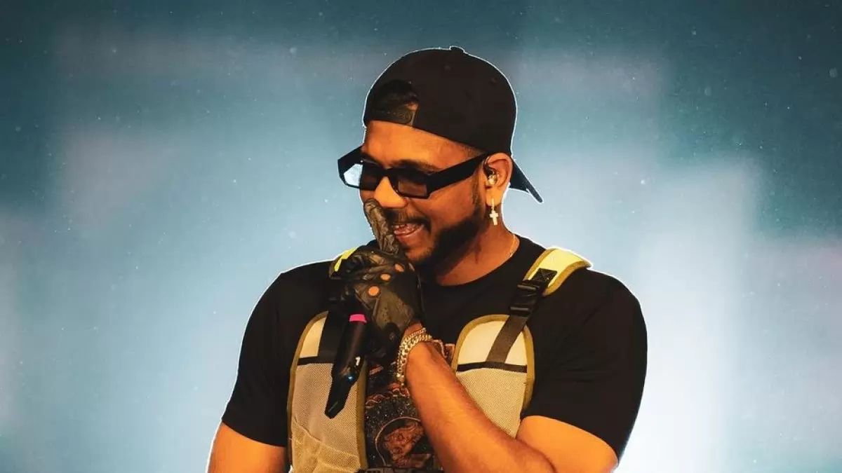 Rapper King Embarks On Maiden World Tour 'Champagne Talk' To Fulfill His Dream 1 Renowned rapper King, recognized for his chart-topping tracks like 'Tu Aake Dekhle' and 'Oops,' has revealed his much-anticipated maiden world tour titled 'Champagne Talk.' With performances scheduled in major cities such as London, New York, Toronto, and Los Angeles, King expresses his excitement as his long-cherished dream turns into reality. The tour marks a significant milestone for the artist, who aims to reciprocate the immense love and support he has received from his fans throughout his career.
