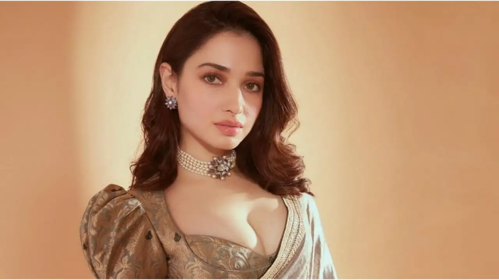  In a recent interview, Vijay Varma, co-star of Tamannaah Bhatia in Lust Stories 2, opens up about his personal life and the presence of love. While not explicitly mentioning the relationship, Varma shares his happiness and emphasizes the importance of focusing on his work. Find out more about his thoughts on love and his growing success in this exclusive interview.

