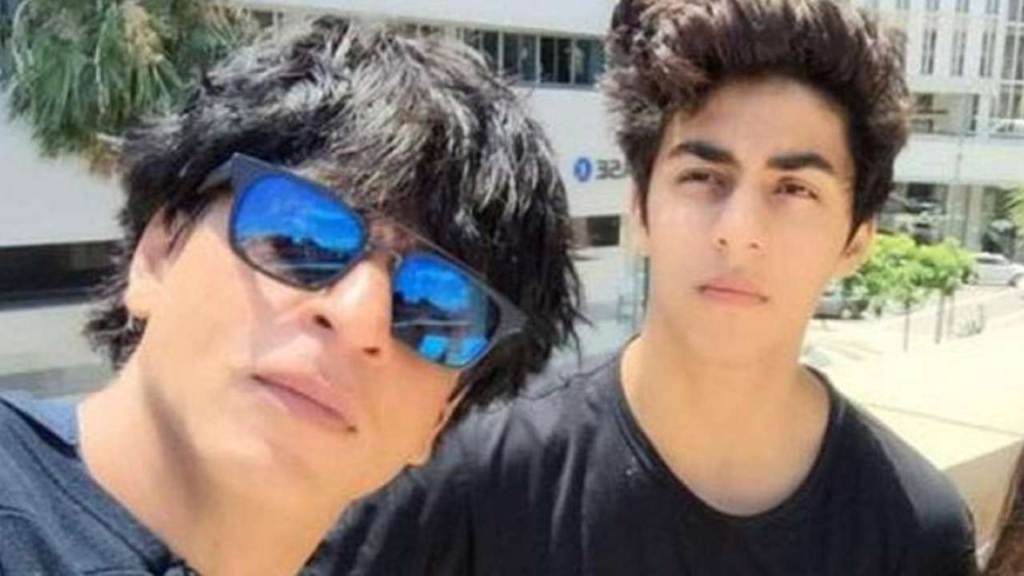 The Central Bureau of Investigation (CBI) is looking into allegations that former Narcotics Control Bureau (NCB) officer Sameer Wankhede demanded a bribe of Rs 25 crore from Shah Rukh Khan to prevent implicating his son Aryan Khan in a drug case. According to a recent report, Shah Rukh Khan and Aryan Khan may be summoned by the CBI to provide their statements as part of the ongoing investigation into the bribery case involving Sameer Wankhede.

