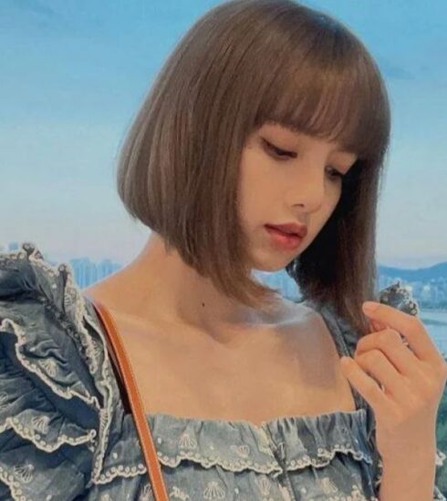 Reports suggest that Lisa from BLACKPINK has been mistreated by YG Entertainment, with several brands accusing the label of missing out on campaigns and unprofessional behavior. Fans are expressing their disappointment and support for Lisa amidst speculations about her future with the company. Find out more about the allegations and the reaction from fans.