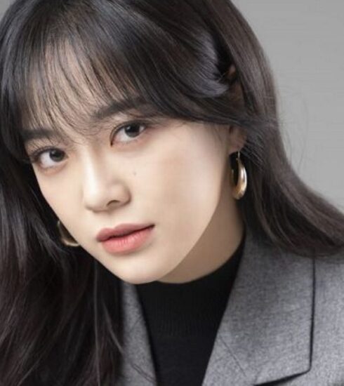 Kim Sejeong, the multi-talented South Korean singer-actress known for her show Business Proposal, is all set to make her much-awaited musical comeback after a two-year hiatus. Her agency has revealed that she will be releasing a new album in September, marking a return to her singing career after her last mini album 'I’m' in 2021. Fans are eagerly anticipating the fresh songs from their favorite star, who has captivated audiences with her exceptional talent in both acting and singing. Read on for more details about this exciting news!