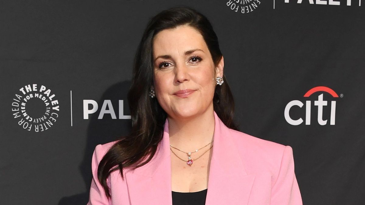 Melanie Lynskey Explains Why She Rejected 'Buffy The Vampire Slayer' Role Early In Her Career 1 Melanie Lynskey recently revealed that she turned down the opportunity to audition for the role of Willow in 'Buffy the Vampire Slayer.' She cited early career uncertainties and visa issues as the reasons behind her decision. Although she had discussions with Joss Whedon, the role eventually went to Alyson Hannigan, whom Melanie praised for her outstanding performance.