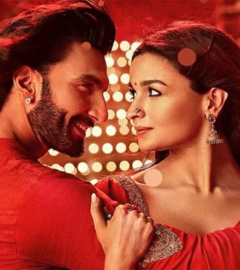 Ranveer Singh and Alia Bhatt celebrated the success of their movie Rocky Aur Rani Kii Prem Kahani in an intimate bash at Karan Johar's residence. Deepika Padukone also joined the celebrations, making it a star-studded event. The family entertainer, directed by Karan Johar, has received positive reviews and marks his comeback to filmmaking after a gap of 7 years.