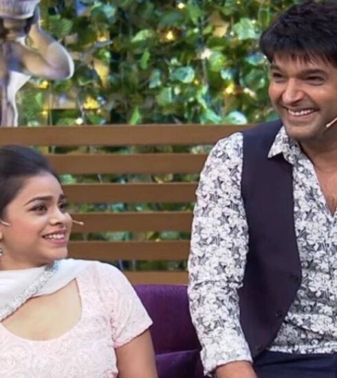 Sumona Chakravarti, known for her role on The Kapil Sharma Show, recently spoke about feeling hurt when comedian Kapil Sharma made jokes about her lips and mouth. She shares how Archana Puran Singh offered comfort and advice during the incident. Read on to learn more about her candid revelations on the show's dynamics.