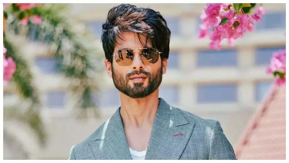 Bollywood actor Shahid Kapoor chose to keep his relationship with his father, Pankaj Kapur, a secret when he entered the industry. Discover the reasons behind this decision and how it helped him establish himself independently in the competitive world of Bollywood.