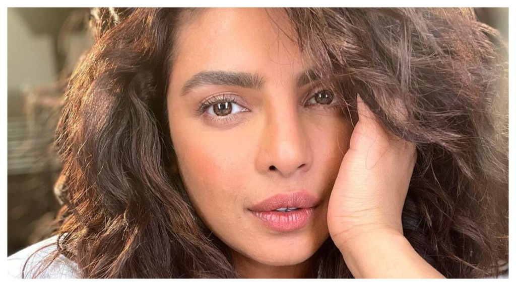 Amid scheduling issues, Priyanka Chopra has made the decision to quit the highly anticipated film Jee Le Zaraa. The Bollywood movie, which also features Alia Bhatt and Katrina Kaif, is now considering Kiara Advani or Anushka Sharma for the vacant role. Find out more about the latest developments surrounding the film.