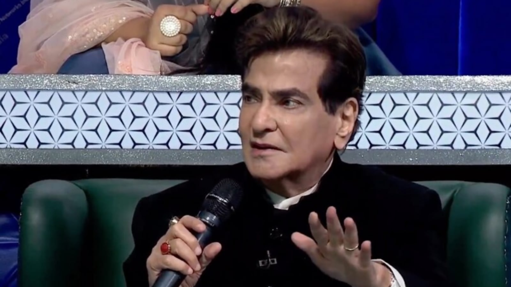  In an effort to resolve the long-standing feud between Sridevi and Jaya Prada, Jeetendra took a drastic step by locking them in a room together. However, despite being locked in for an hour, their rivalry remained intact. Discover what transpired during this tense encounter and why their relationship remained strained despite their on-screen collaborations.