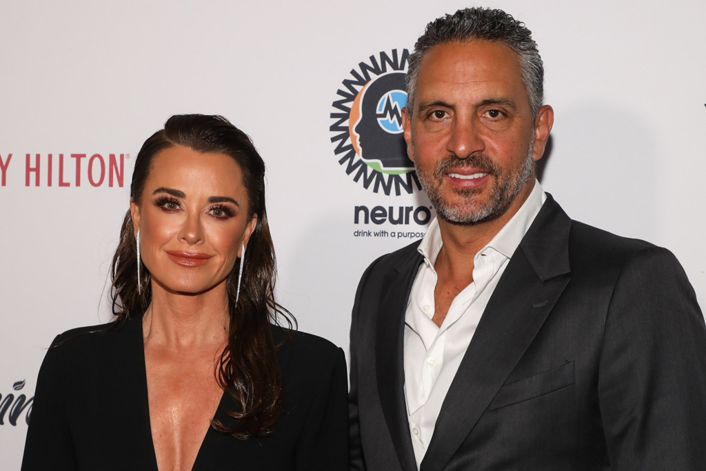 Real Housewives of Beverly Hills star Kyle Richards and her husband Mauricio Umansky have released a joint statement denying the recent divorce rumors. Despite facing challenges, the couple reassures their love and respect for each other and requests privacy as they work through their issues. Get the details on their relationship status after 27 years of marriage.