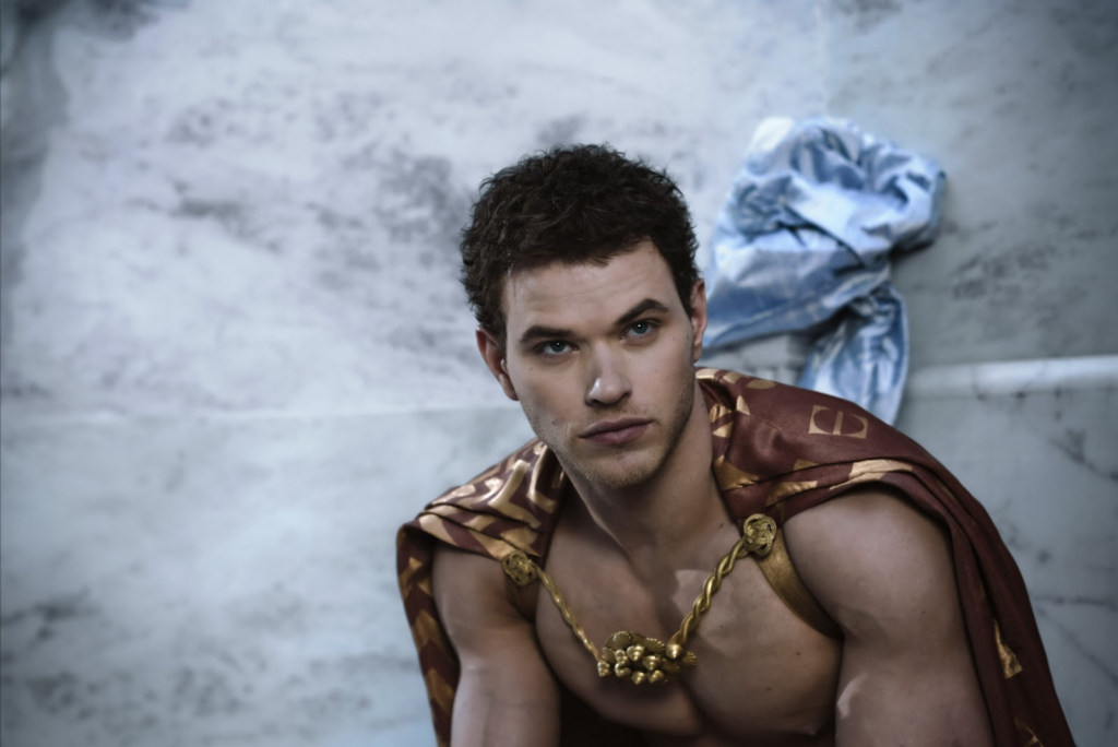 Check out Henry Cavill's raunchy look from The Immortals as we delve into his masculine and ripped physique. The hot actor's rugged appearance in the movie leaves us drooling!