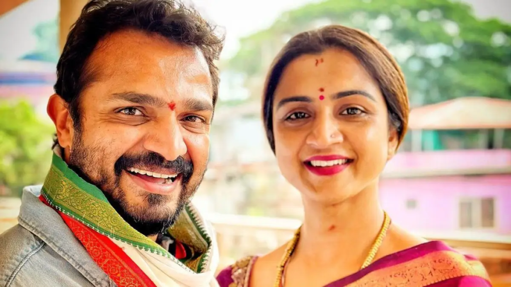 Tragedy strikes the Sandalwood industry as Kannada actor Vijay Raghavendra's wife, Spandana Raghavendra, passes away during vacation in Bangkok.

