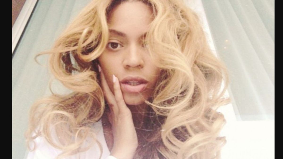 Amazon Music's cryptic tweet hints at a new Beyoncé project, Drop 4.0, featuring exclusive merchandise.