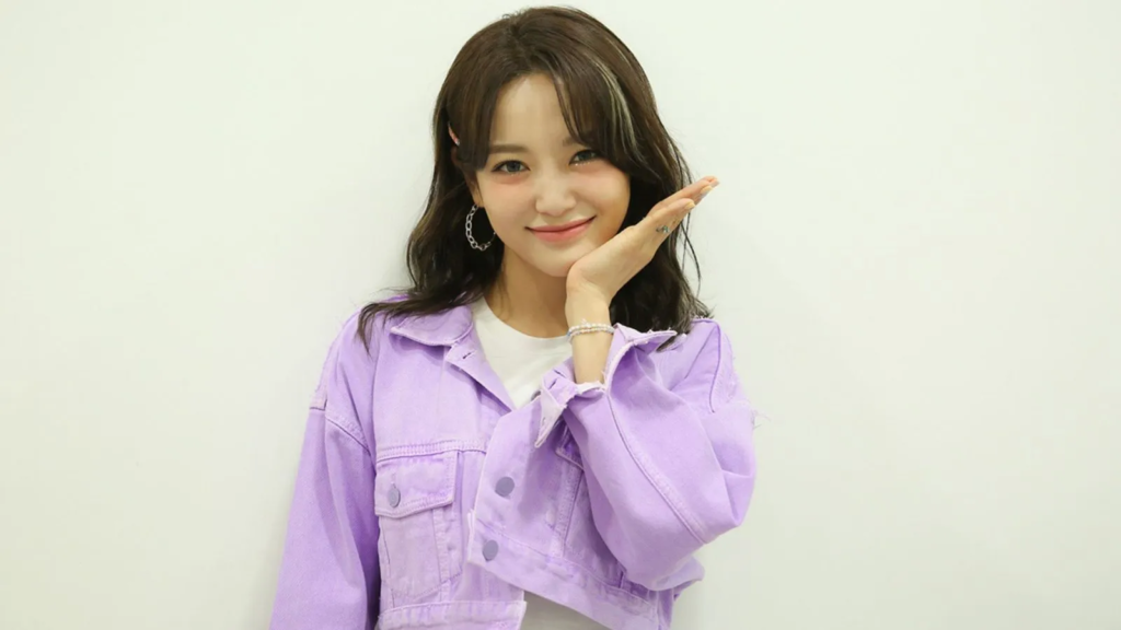 South Korean actress and singer Kim Sejeong opens up about the challenges she faces in maintaining her appearance, shedding light on the stark differences between her experiences as a singer and an actor in the industry. Find out how she copes with the pressure and transformations demanded by her roles.
