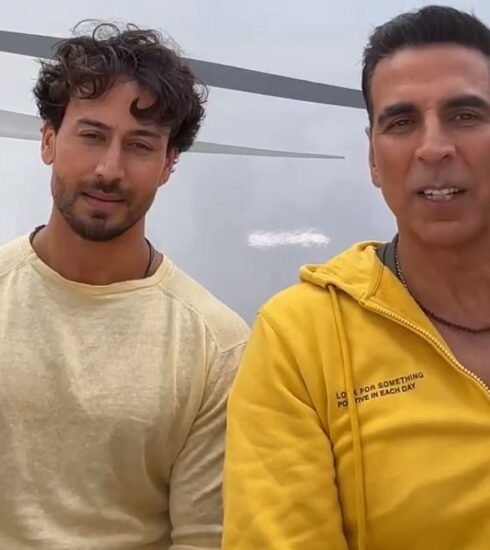 "Dive into the anticipation as Akshay Kumar and Tiger Shroff convey their heartfelt message to fans before the Pran Pratishtha ceremony. Exclusive insights and surprises await in this special pre-event video!"