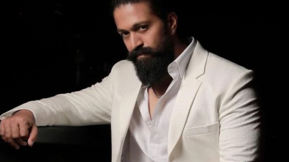 Yash Reacts To Birthday Mishap: A Plea For Responsible Fandom 1 "As diehard fans lose their lives during Yash's birthday celebration, the KGF star reacts, stating, 'This is not how you show fandom.' The incident prompts a heartfelt plea for responsible fan culture, urging enthusiasts to prioritize safety in their celebrations."
