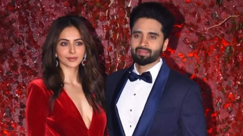 "Get an exclusive look at Jackky Bhagnani's wedding-ready residence, setting the stage for a spectacular celebration with Rakul Preet Singh. The grandeur unfolds!"





