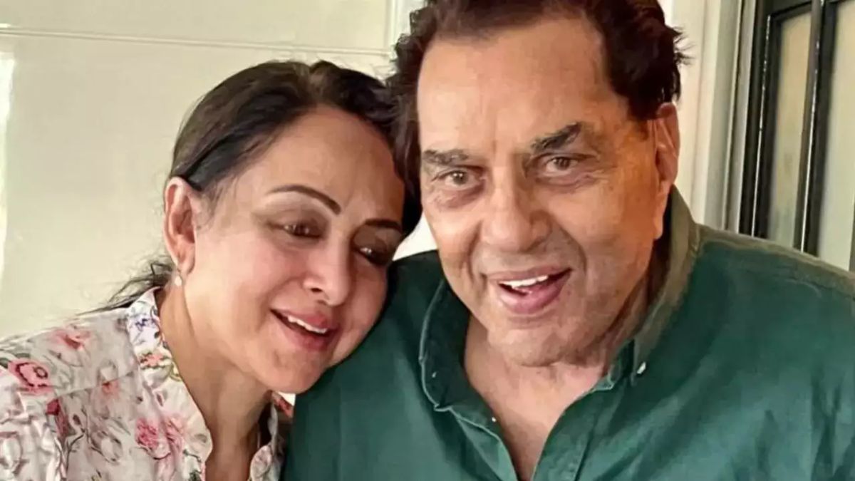 Hema Malini Leans On Dharmendra’s Shoulder In Unseen Anniversary Pic; Esha Deol Shares Heartwarming Post 1 Bollywood's iconic couple, Hema Malini and Dharmendra, mark their anniversary with a rare glimpse into their intimate celebration. Daughter Esha Deol's touching tribute adds warmth to the occasion.