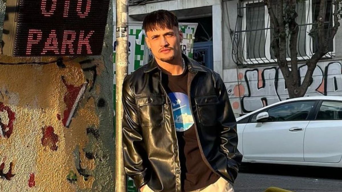 Asim Riaz recently took to social media with a cryptic message about proving one's worth, fueling rumors about a fallout with Rohit Shetty on Khatron Ke Khiladi 14. This post has caught the attention of fans and critics alike, raising questions about the current state of their professional relationship.