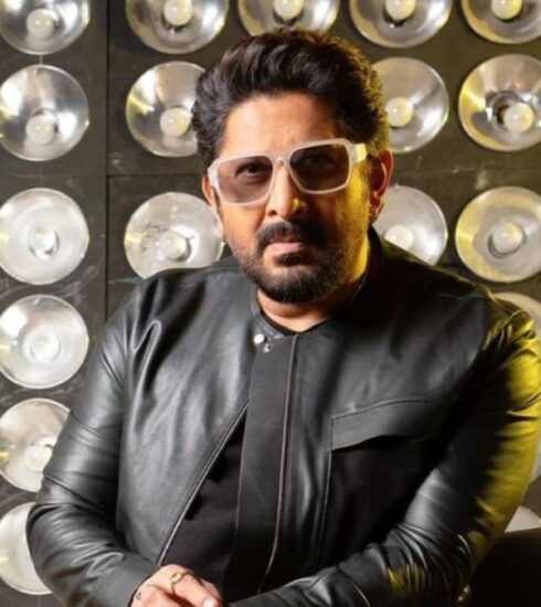 Arshad Warsi speaks out regarding the backlash he faced after calling Prabhas a 'joker.' In a recent interview, he emphasized that the controversy no longer affects him, reflecting on the challenges of navigating public opinion in the entertainment industry. Warsi's candid remarks highlight his resilience in the face of criticism and offer insight into celebrity dynamics in Bollywood.